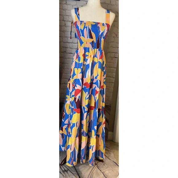 Floral Maxi Dress in Multicolor - Picture 3 of 5